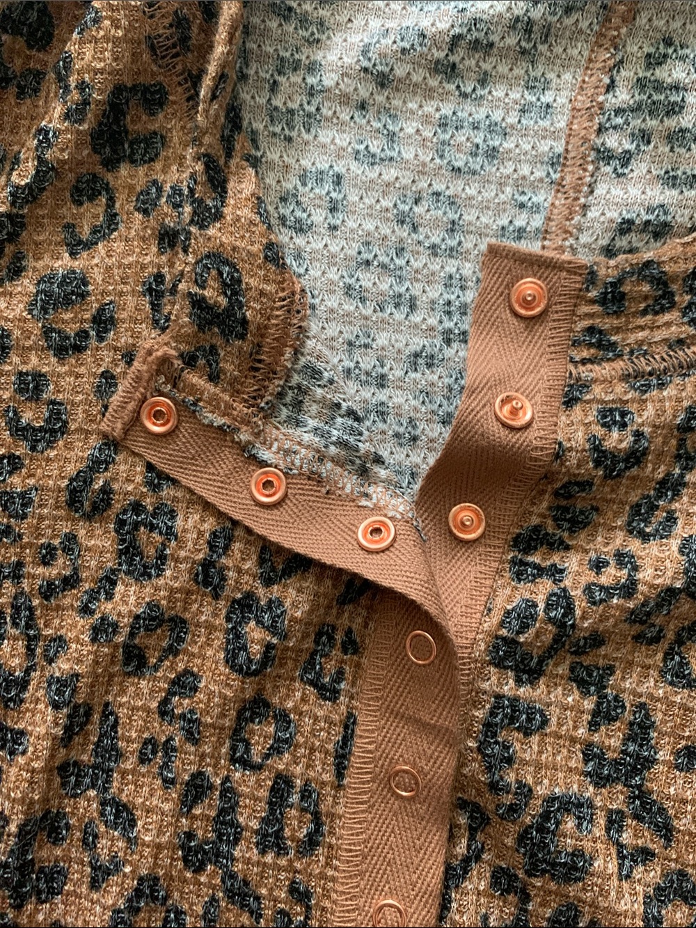 FREE PEOPLE Going Places Printed Cardi NWT Leopard - Picture 4 of 8